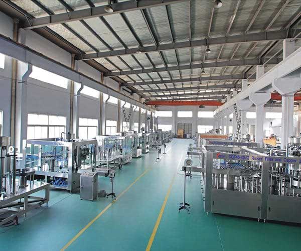 Fully integrated end-of-line filling, case packing and palletizing machine line by EAC Machinery Co., Ltd.